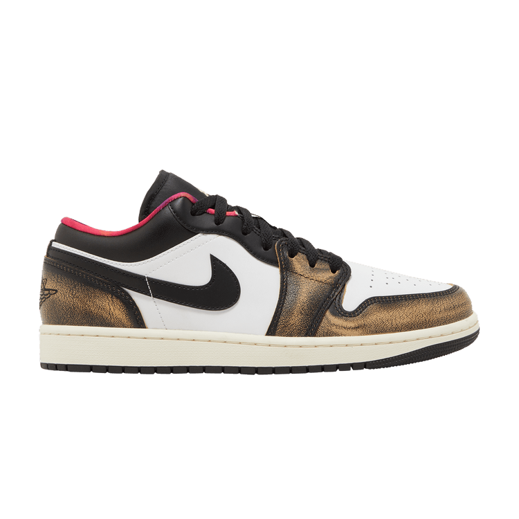 Air Jordan 1 Low Wear Away Taxi