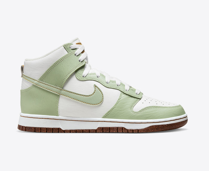 Dunk High SE Inspected By Swoosh