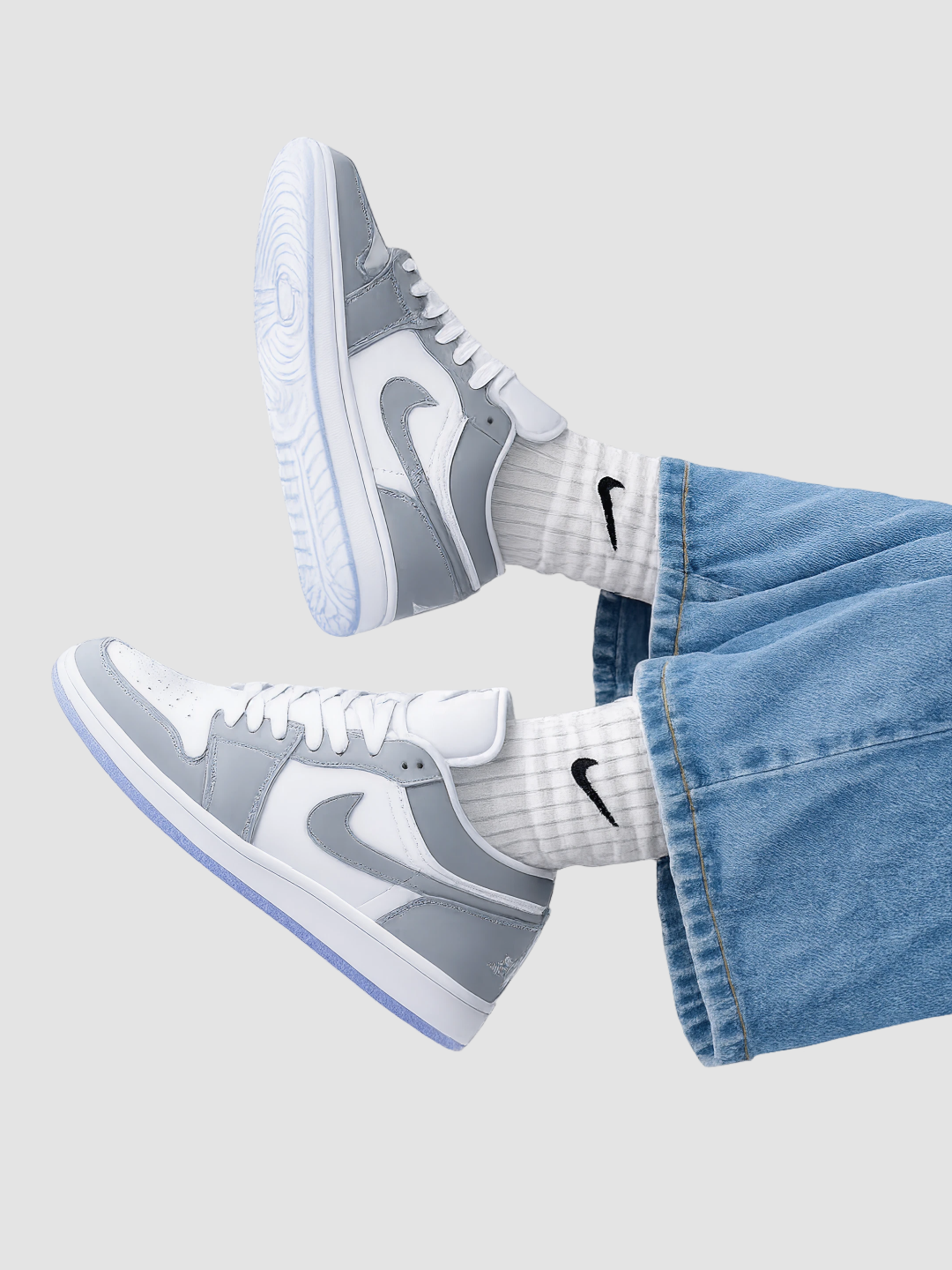 NIKE